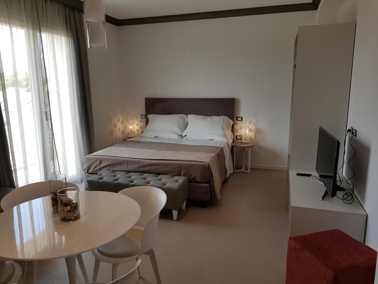 Venus Suites Cervia Bagian luar foto