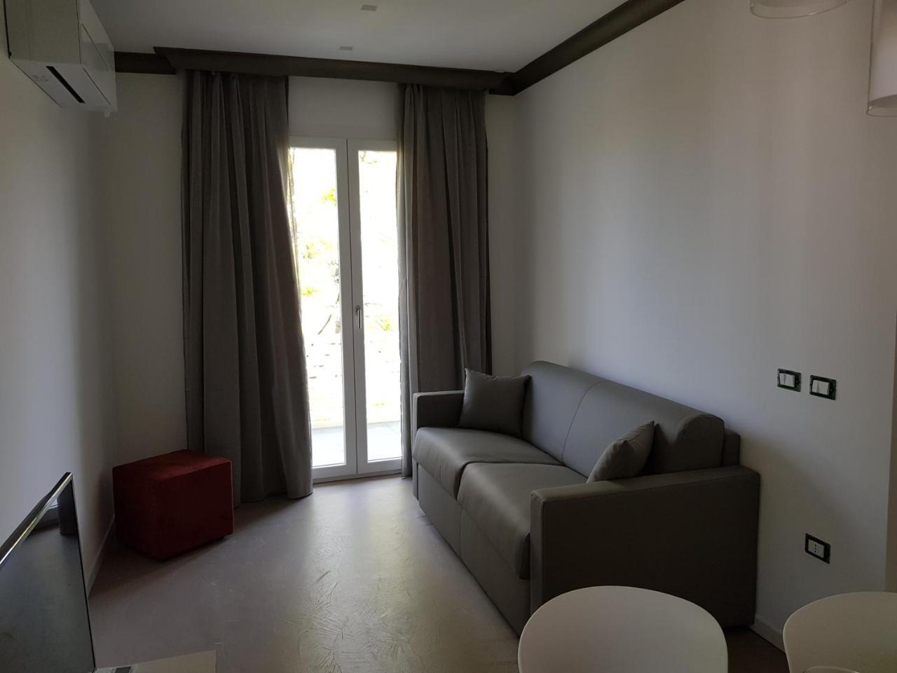 Venus Suites Cervia Bagian luar foto